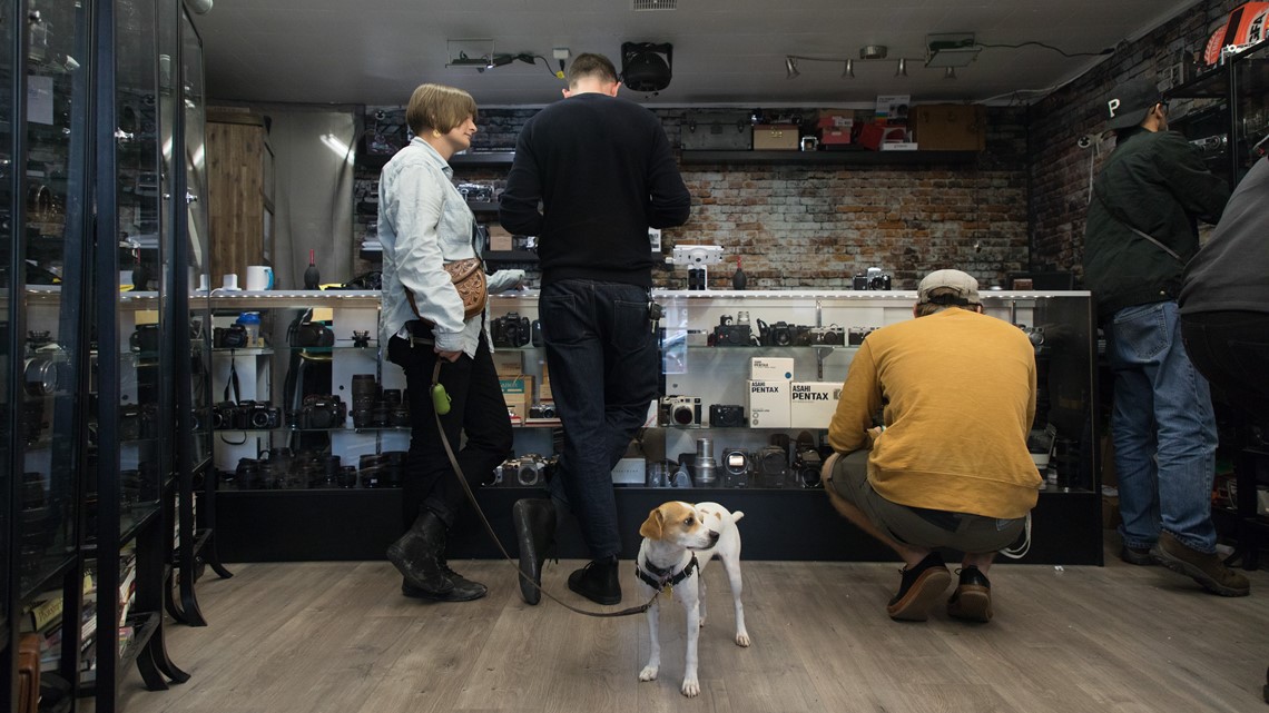 Seattle camera store brings film community together