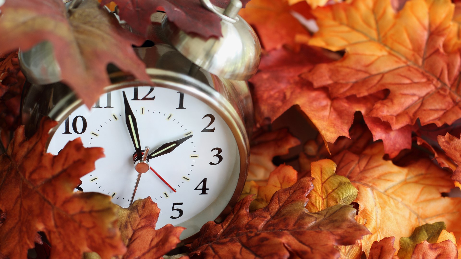 What is daylight saving time and which countries are changing