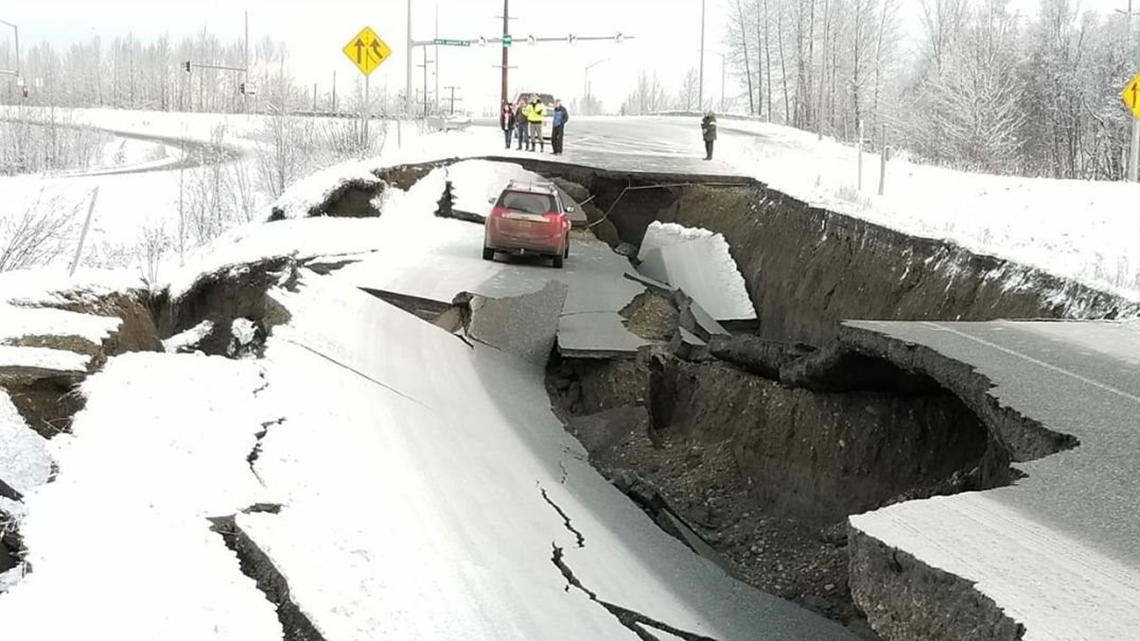 Dozens Of Aftershocks Follow 7 0 Earthquake In Anchorage King5 Com