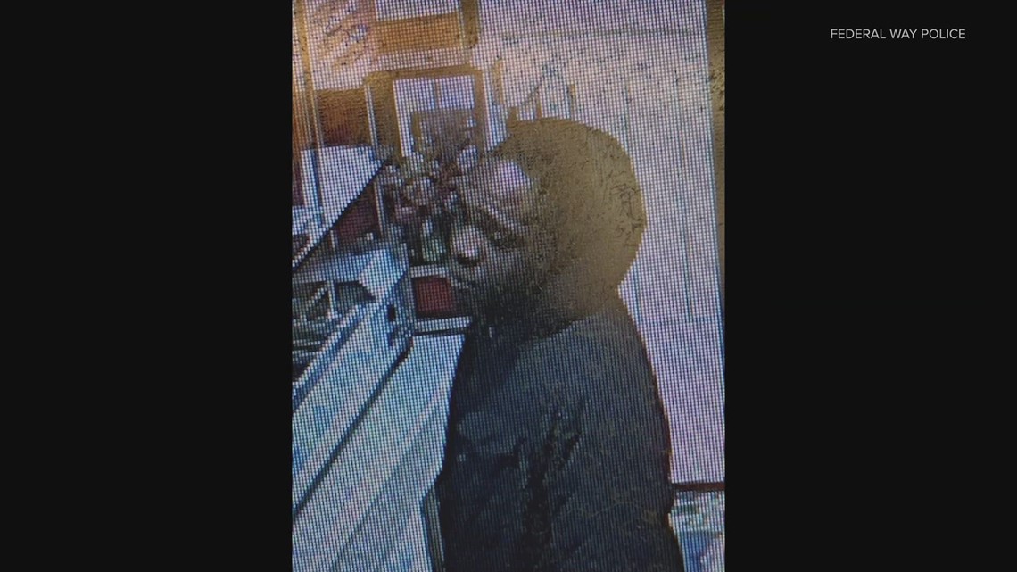 Federal Way police searching for suspect accused of shooting restaurant ...