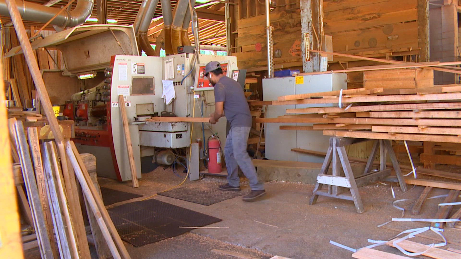 Canada's new US tariffs strain Washington businesses amid trade dispute ...