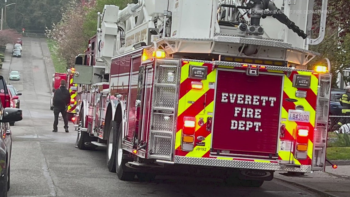 2 people dead after Everett house fire | king5.com