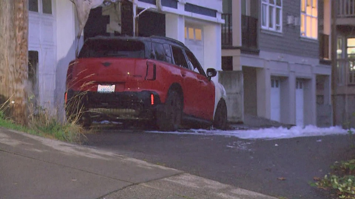 Car fire spreads to home in South Seattle | king5.com