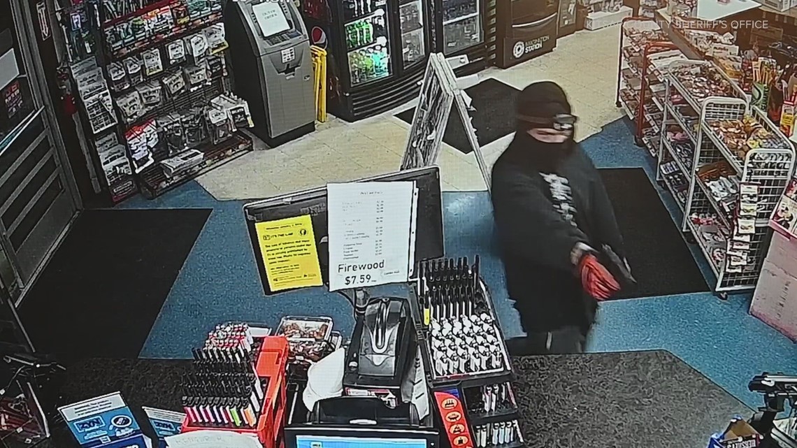 Kitsap County Sheriff's Office looking for suspect in armed gas station  robbery