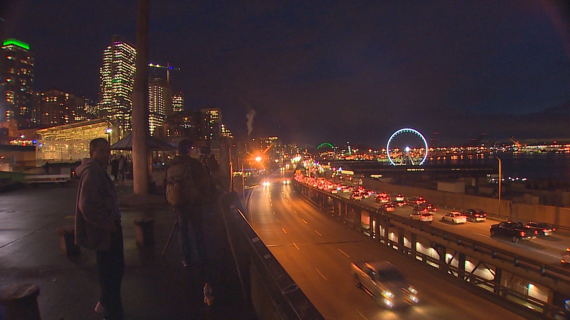 With the closure of the Alaskan Way Viaduct just 24 hours away, people are saying goodbye to the Seattle landmark in their own ways. KING 5's Michael Crowe reports