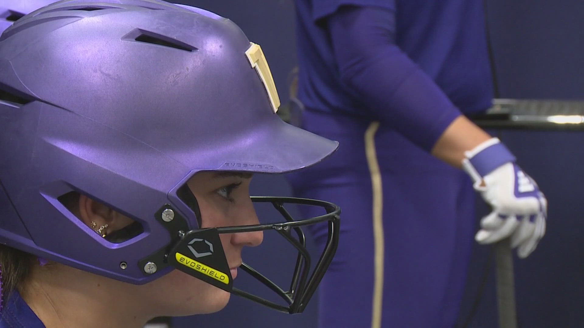 Washington softball returned only four of its 20 players from its 2024 team. Eight of its top players joined the transfer portal after last season.