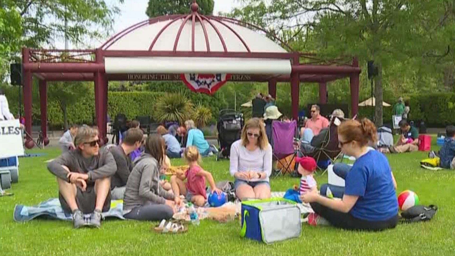 Mercer Island neighbors organize Fourth of July picnic after city ...