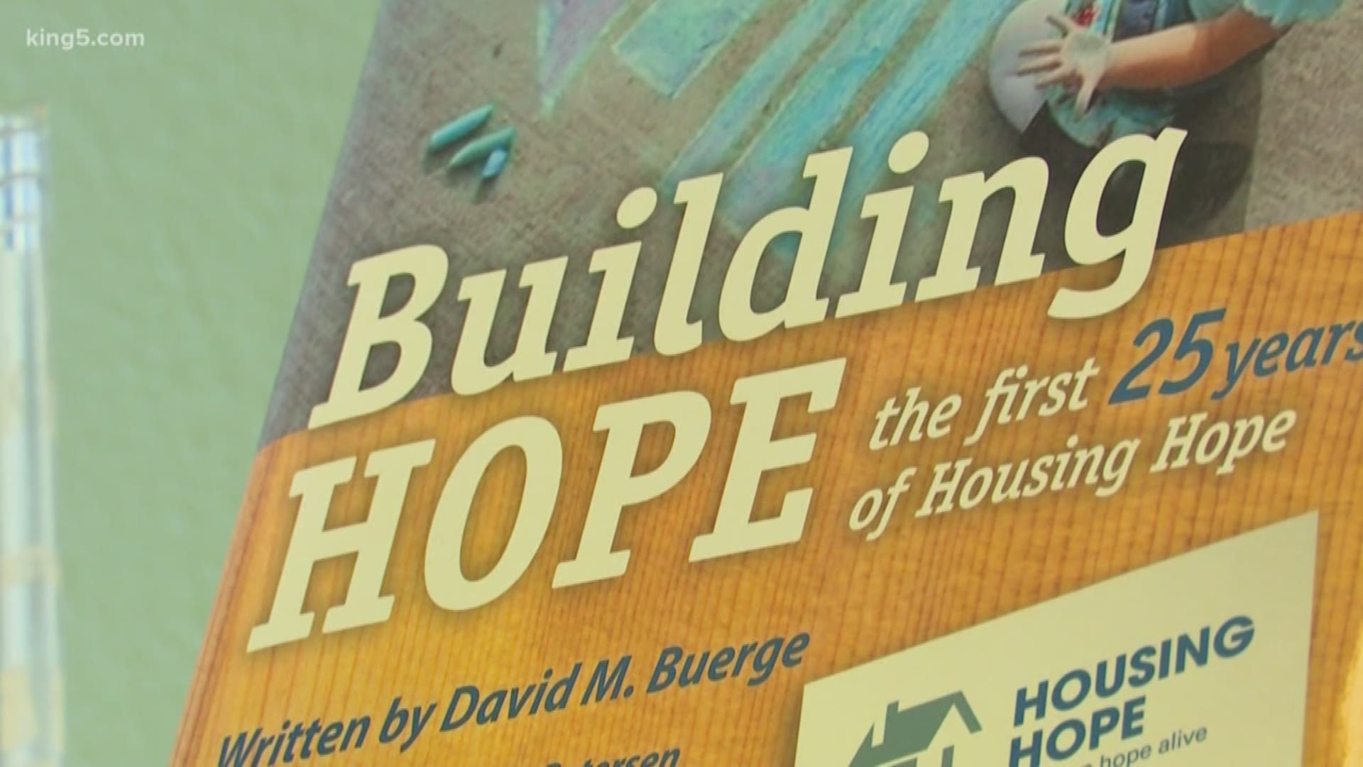 Everett School District leases land to build housing for homeless students, families. KING 5's Kalie Greenberg reports.