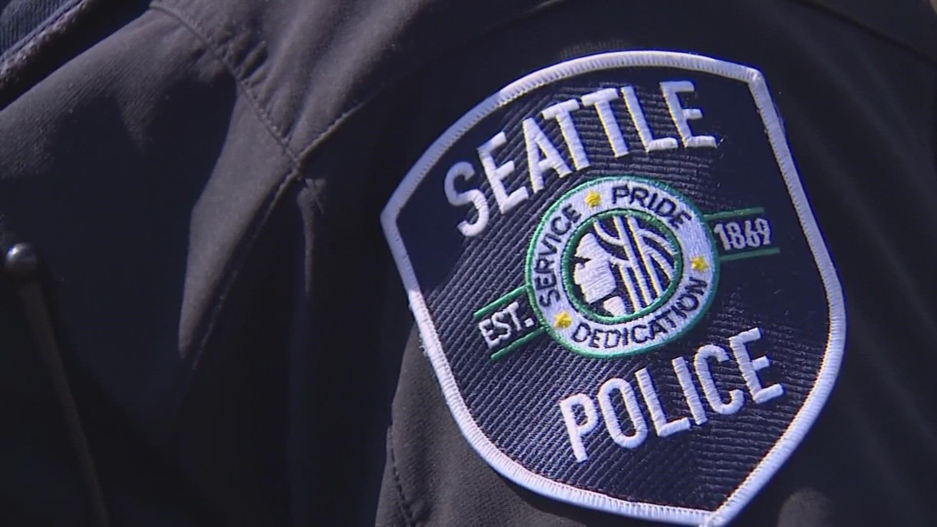 Seattle police uniforms going to dark blue
