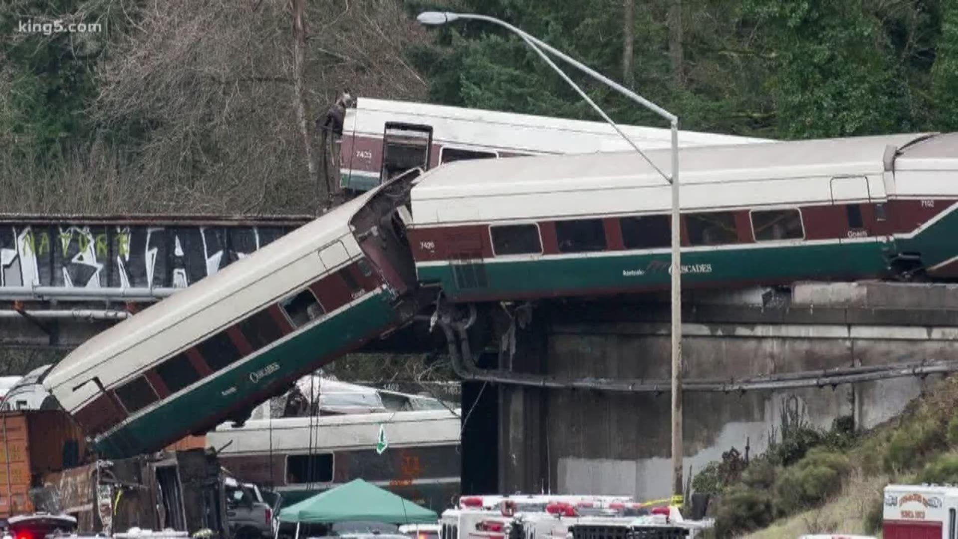 Witness to deadly Amtrak derailment inspired to a firefighter