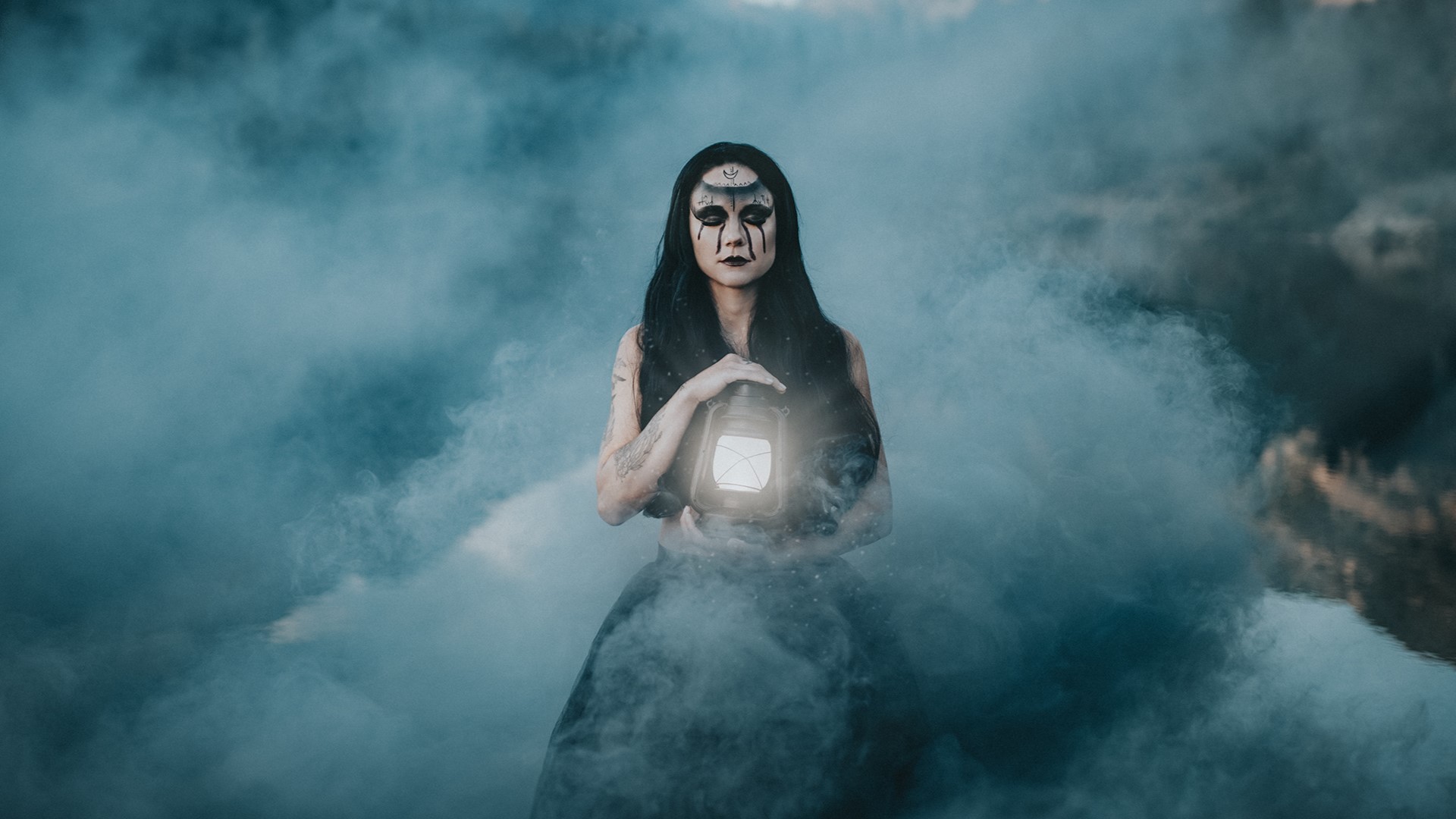 Dawndra Budd uses her photography skills and Photoshop to create ethereal, mystical images that empower her models. #k5evening