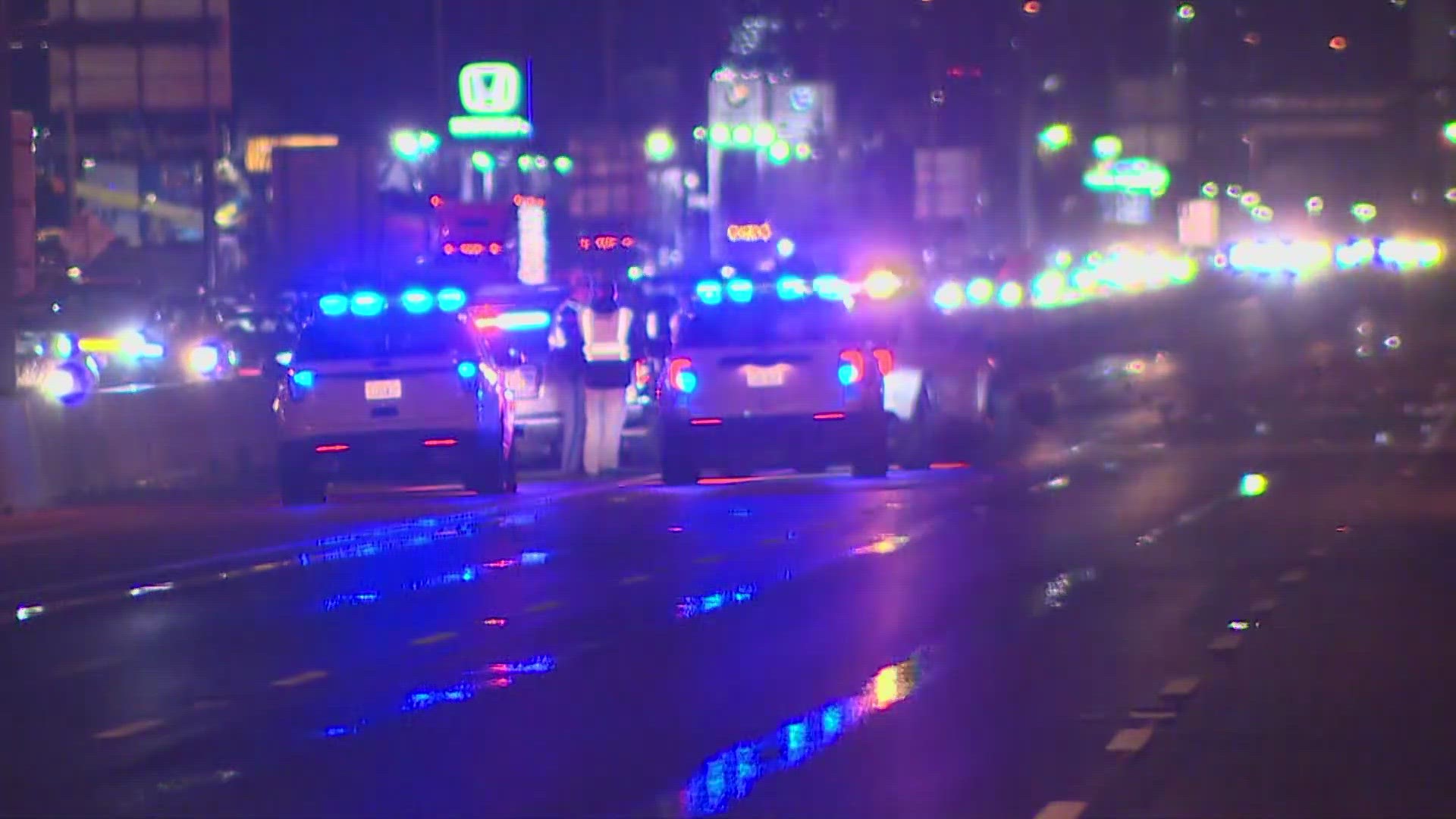 BREAKING All southbound lanes of I 5 near Fife blocked after deadly pedestrian crash