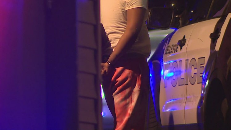 Bellevue pot shop robbery suspects tracked to Kent with tracking device