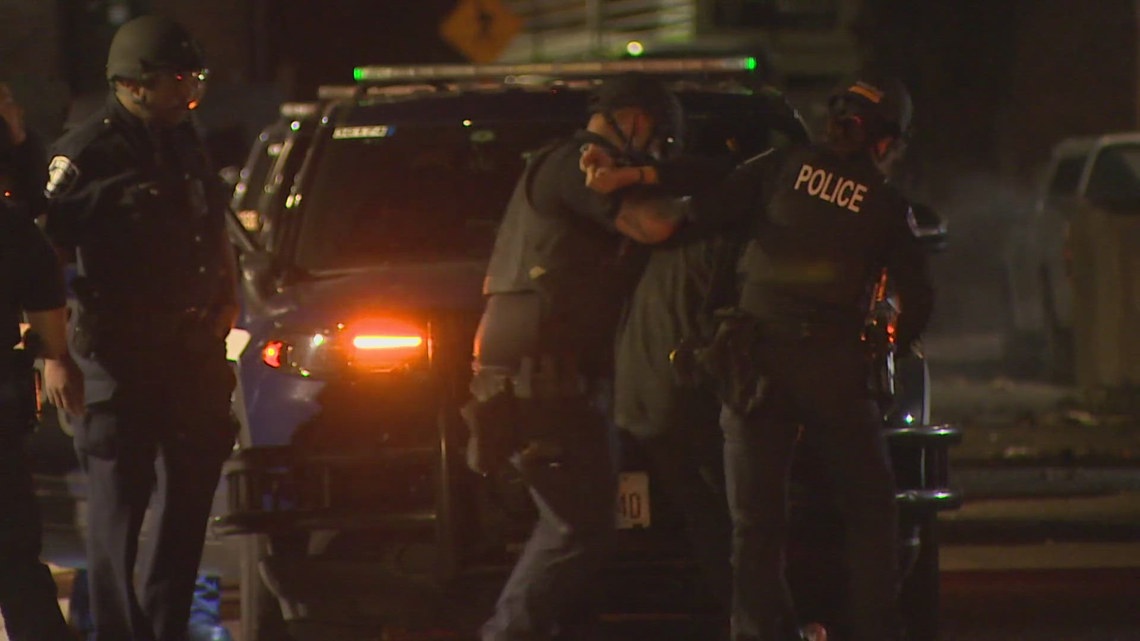 30 protesters arrested after breaking into engineering building at UW