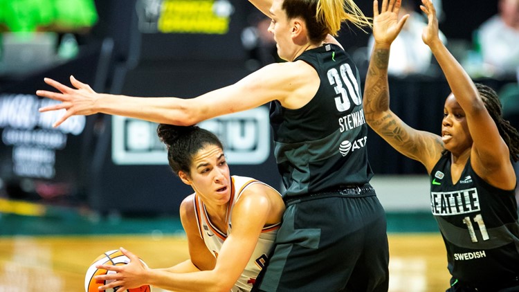 Ogwumike, Sparks beat Storm 81-53, keep playoff hopes alive