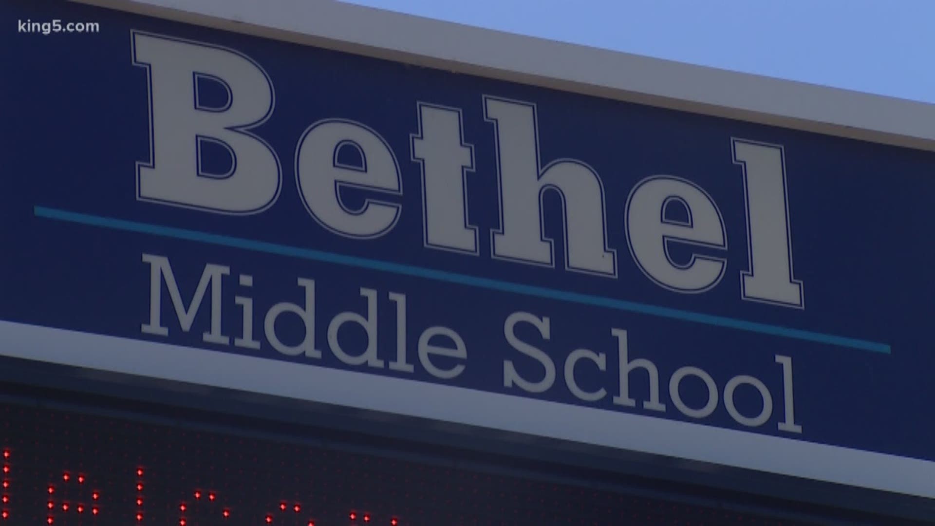 A new clinic at Bethel Middle School will be staffed with with a dentist, nurse practitioner, and behavior health professionals. KING 5's Sebastian Robertson reports.