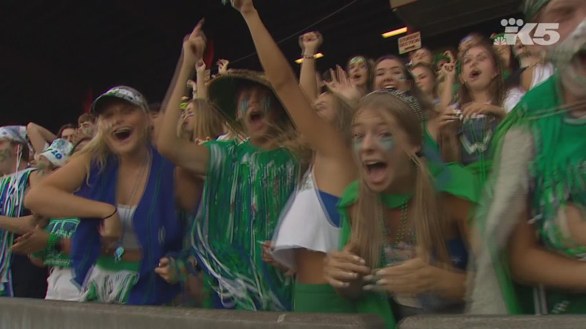 Highlights of Aiea's 38-14 win over Woodinville