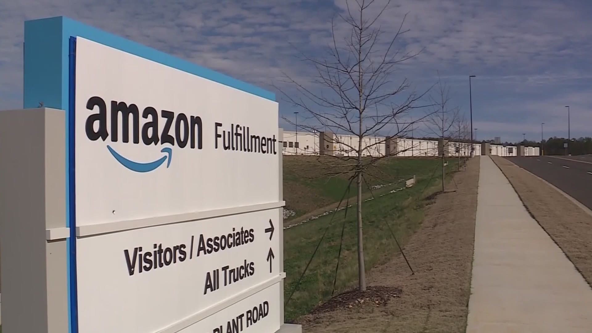 Amazon crossed the threshold to secure a majority of votes, with 1,798 warehouse workers voting against the union and 738 votes in favor.