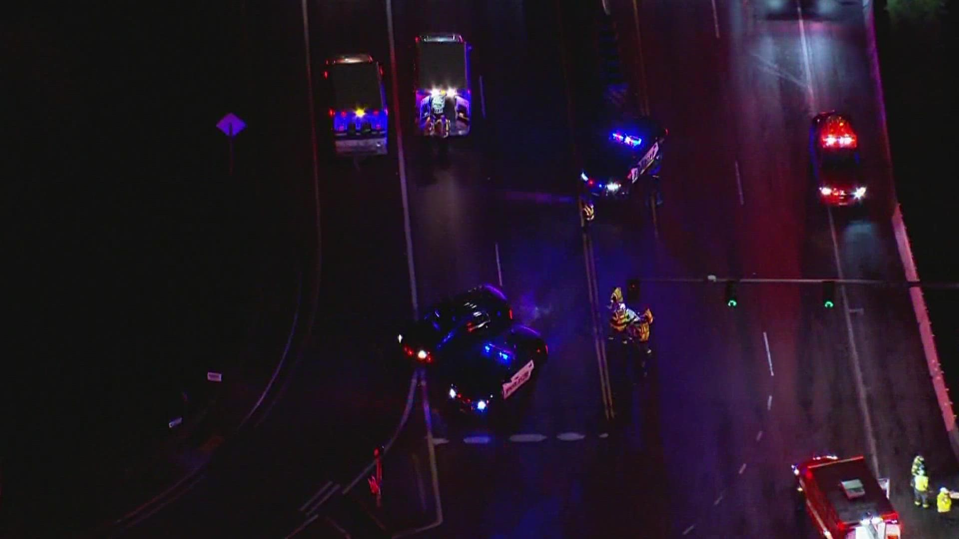 Six hurt in crash blocking Maple Valley Highway involving Metro bus