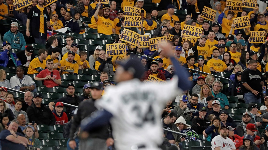 Mariners demote ace Felix Hernandez to bullpen