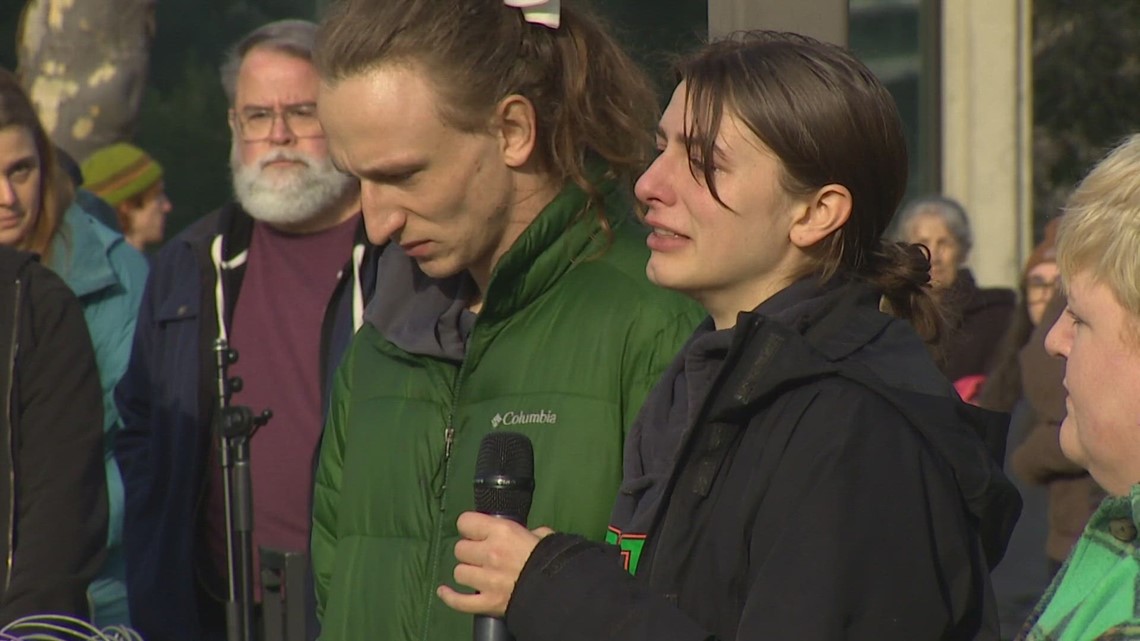 Students calling for answers after classmate dies from apparent carbon monoxide poisoning at Evergreen State College - Vimarsana News