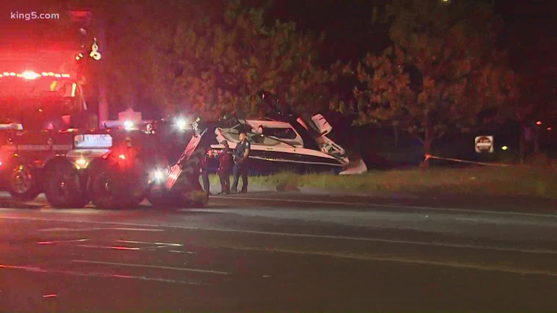 Suspect in stolen SUV hauling a boat leads police on wild chase through ...