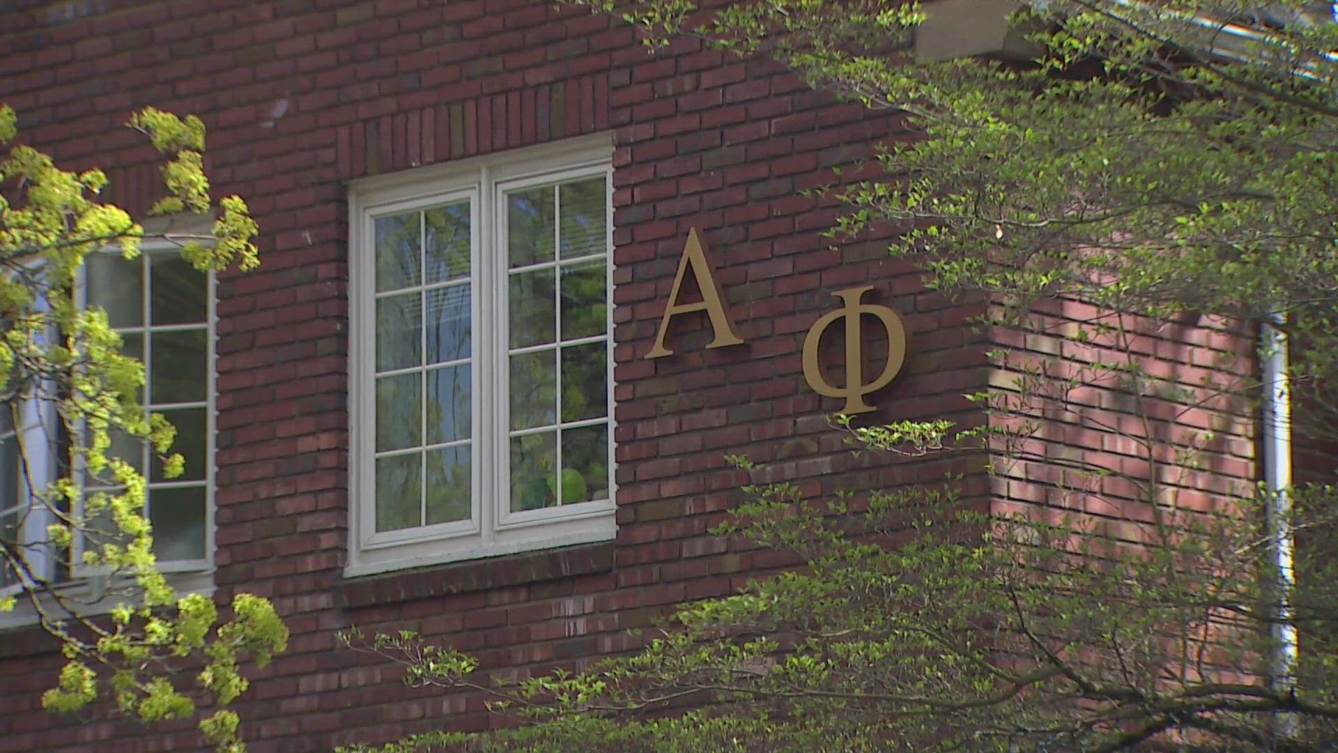 An interrupted car prowl led to a stray bullet striking the Alpha Phi sorority house on the University of Washington's Greek Row early Friday morning. 