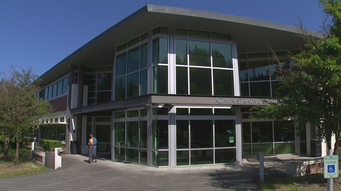 2 Northshore School District principals placed on leave - Vimarsana News