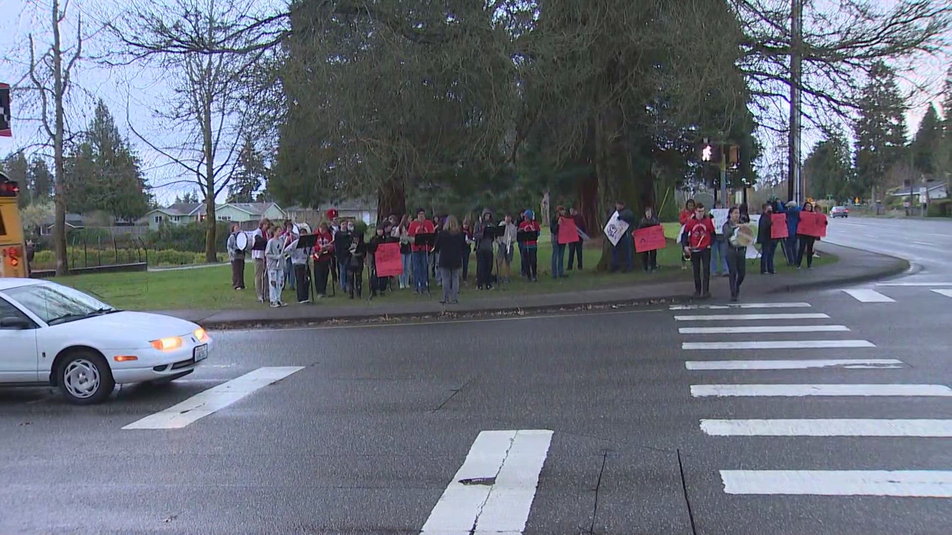 Students and parents are rallying in Mountlake Terrace to protect school music programs while Edmonds School District discusses potential budget cuts.