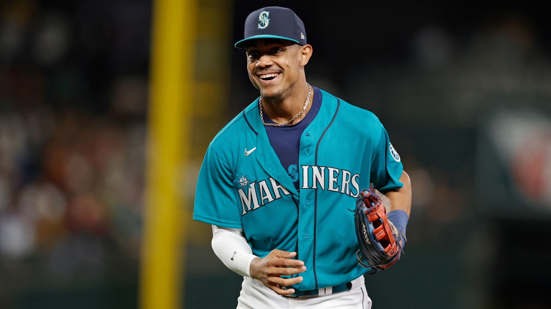 The numbers that define the Mariners' 2022 season with playoffs in reach -  Seattle Sports