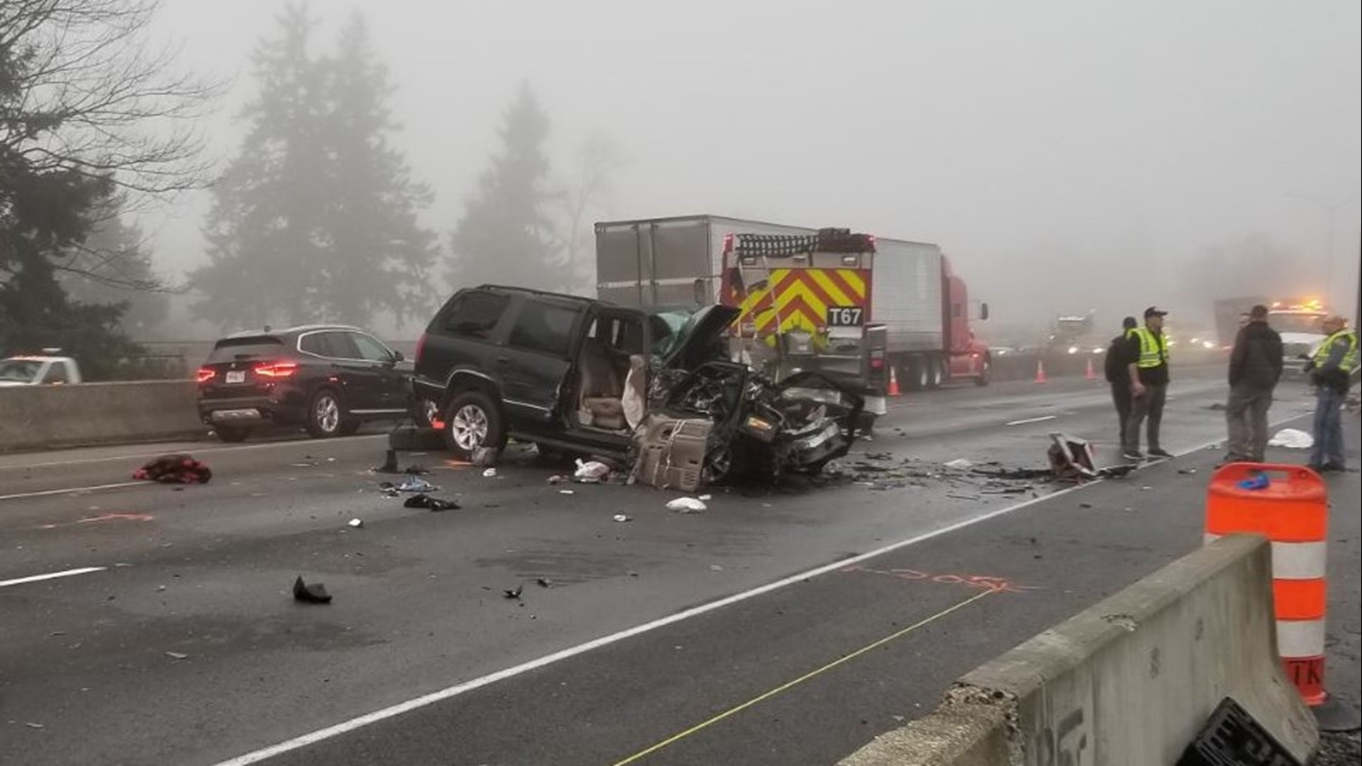 Fleeing SUV hit emergency vehicles responding to semi truck fire on I-5 ...