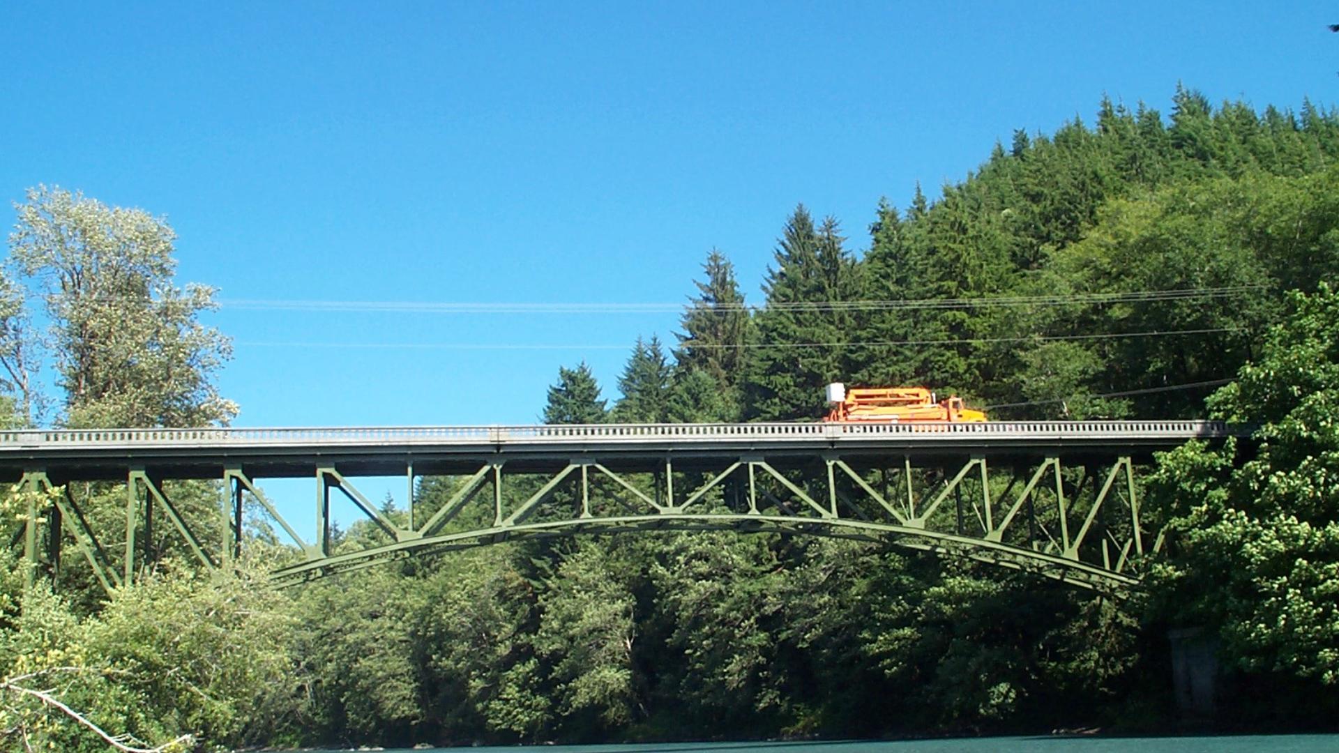 213358 Emergency repairs to close Hoh River Bridge, force lengthy Olympic ...
