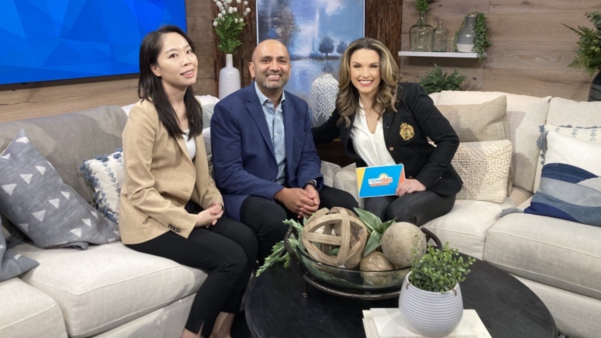 Seattle University marketing professors Matthew Isaac and Jennifer Hong joined the show to discuss their favorite and least favorite Super Bowl ads. #newdaynw