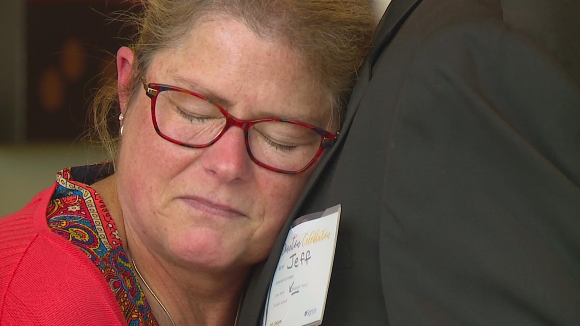 Organ donor's mother, heart recipient share an emotional moment