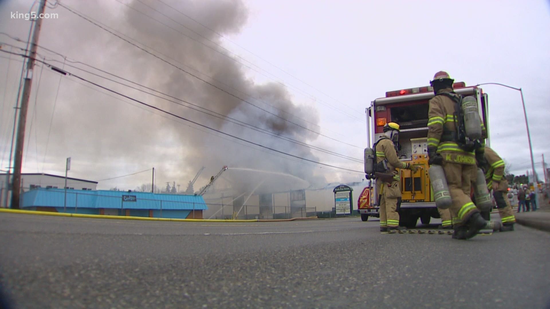 Fire crews battle blaze at commercial structure