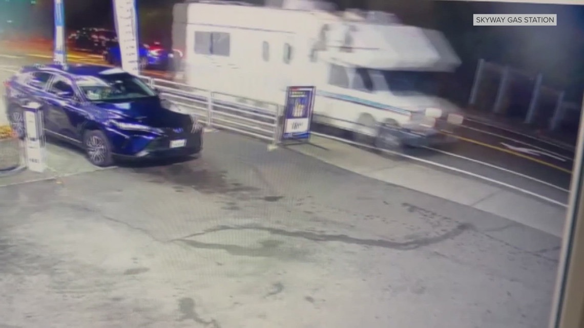 Deadly hit-and-run suspect pleads not guilty | king5.com