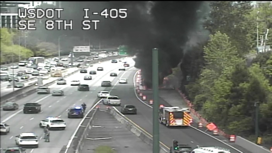 Northbound I-405 in Bellevue clear after garbage truck fire | king5.com