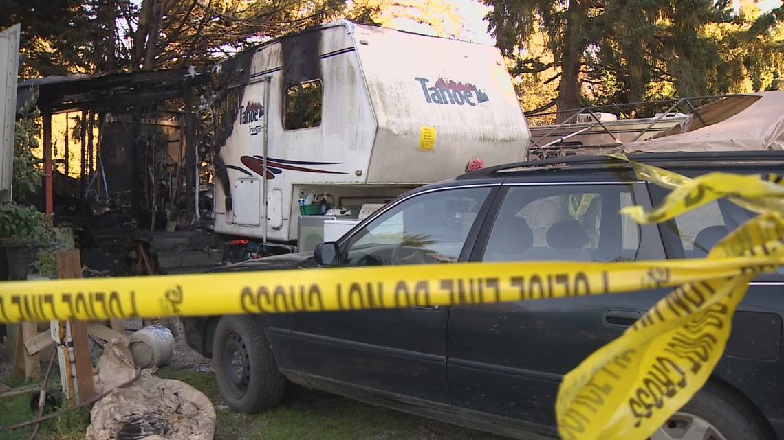 14-year-old girl dies, family narrowly escapes RV fire at mobile home park near Monroe - Vimarsana News