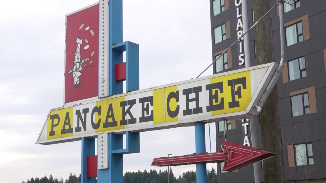 SeaTac's favorite retro diner reopens under new ownership | king5.com