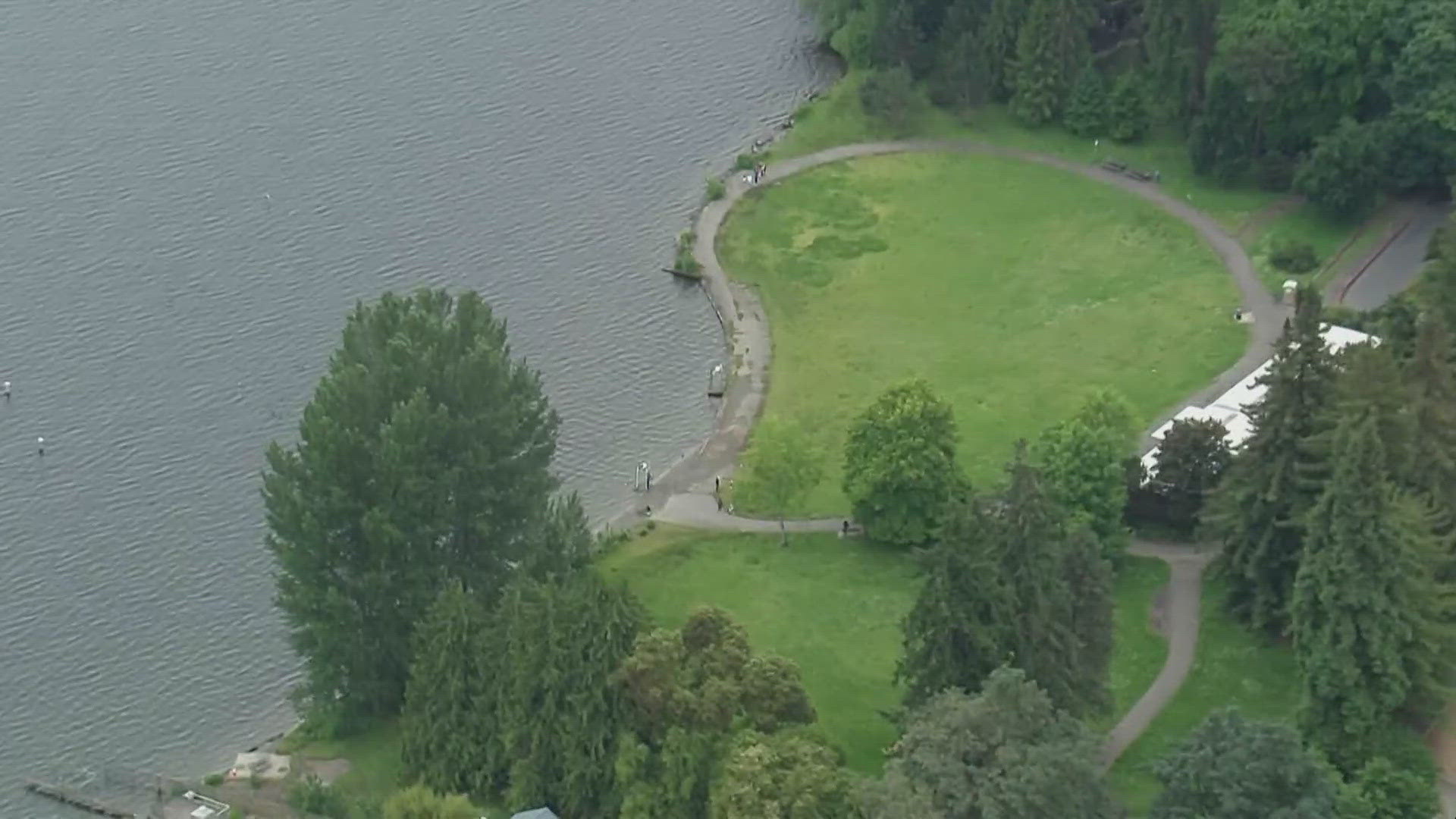 Health officials cite high bacteria levels for the closure of Houghton Beach Park in Kirkland for one week