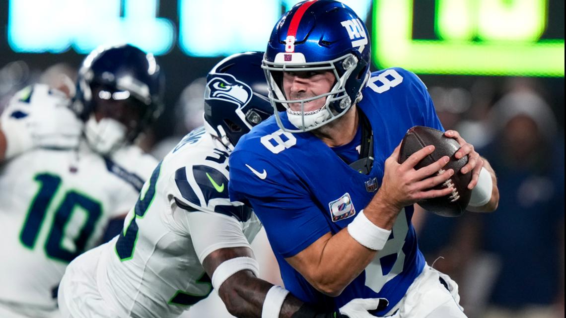 Seahawks dominate defensively in NFL rout of Giants