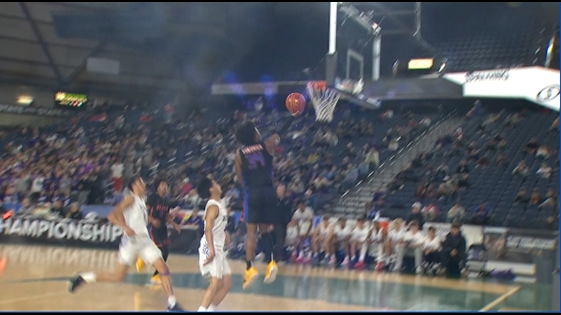 Highlights of the Rainier Beach boys 66-45 win over North Thurston in the 3A State Rd of 12