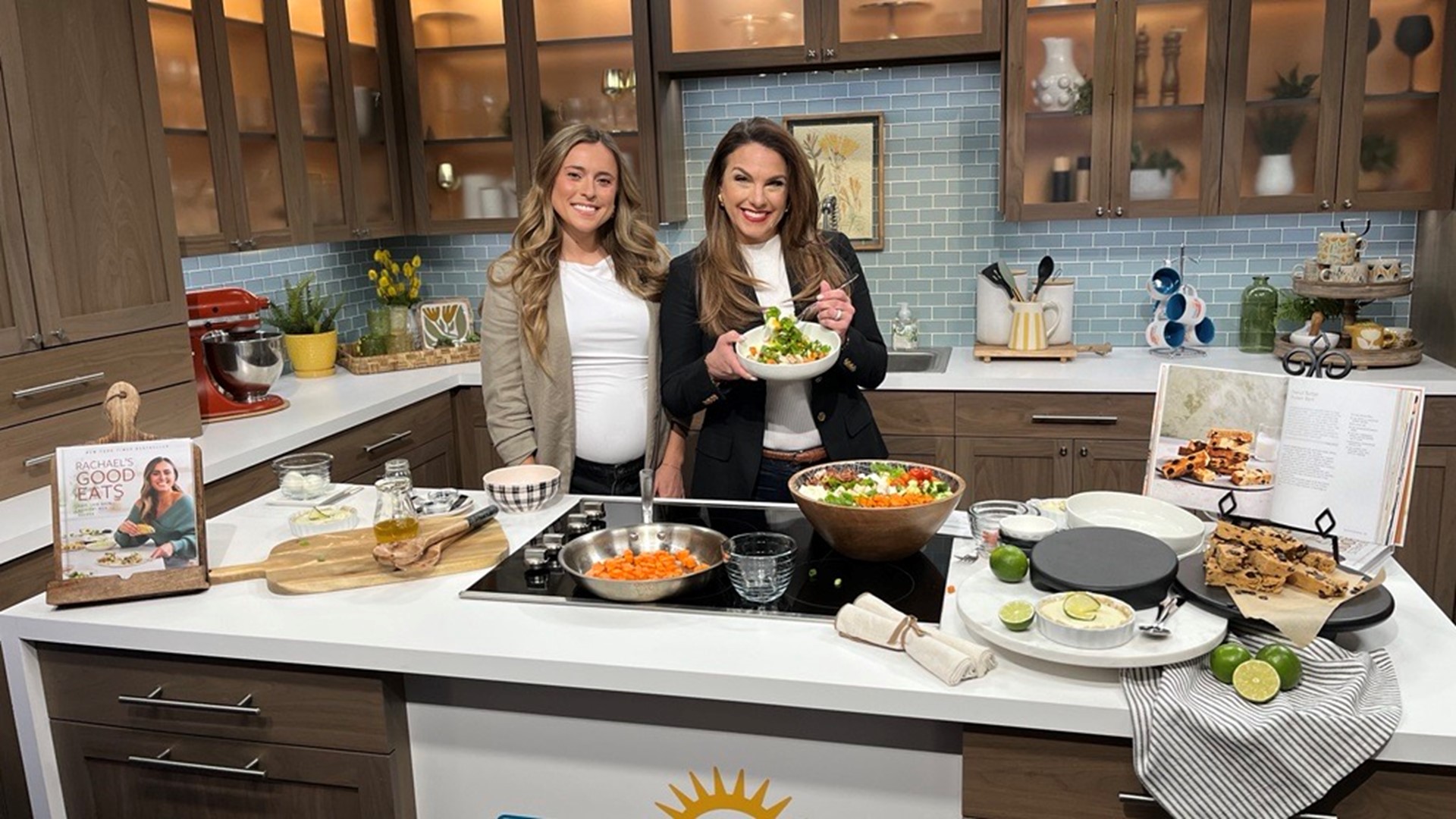 To celebrate her cookbook's one year anniversary, Rachael DeVaux shows Amity how to make a deliciously healthy salad. #newdaynw