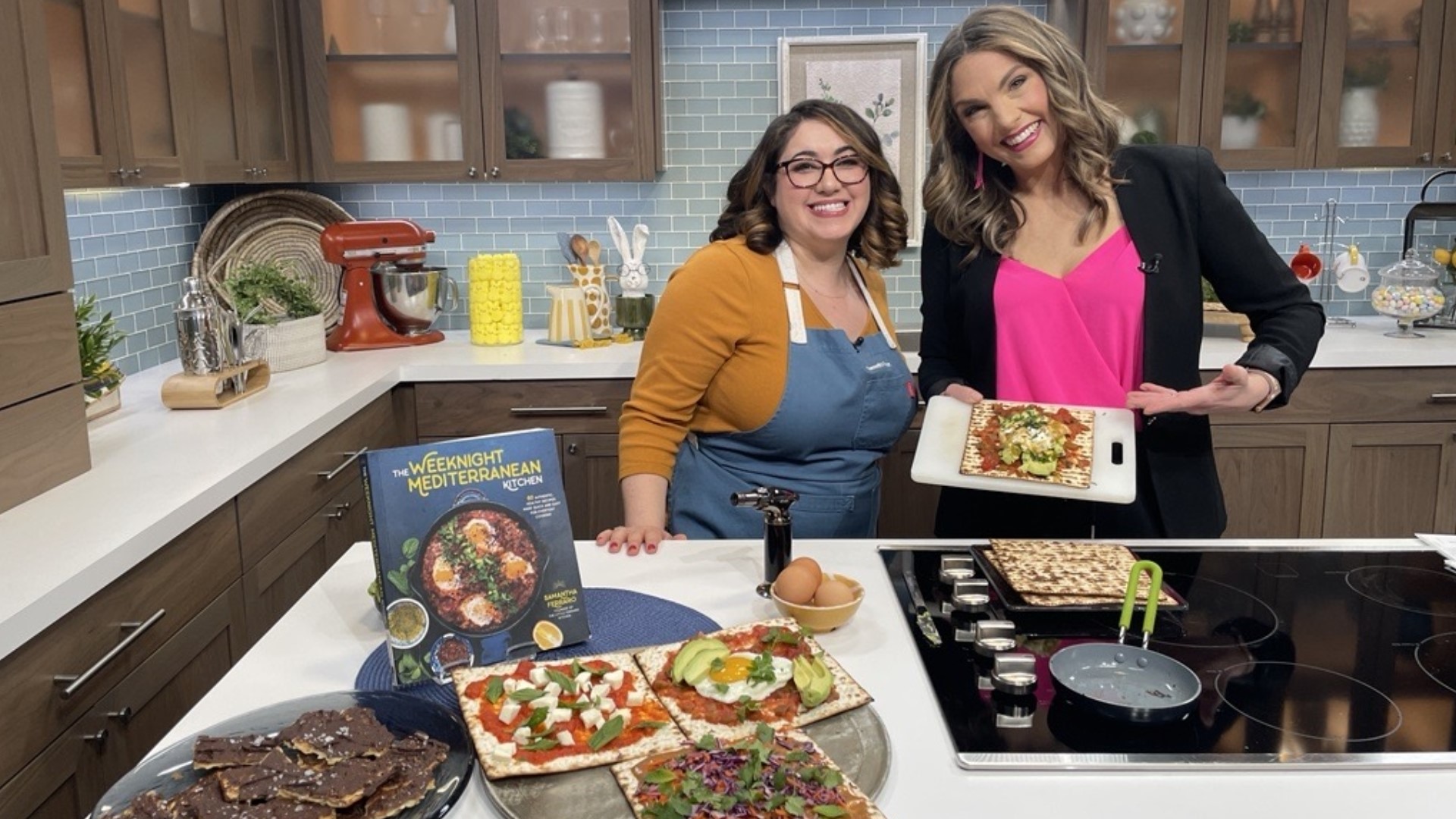 We’re celebrating Passover with The Little Ferraro Kitchen by taking traditional matzo and making pizzas three ways! #newdaynw