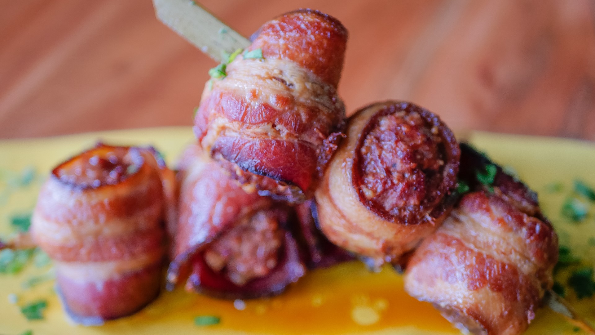The Seahawks won't be playing but you can win your Super Bowl party with this famous bacon meatballs recipe. #k5evening