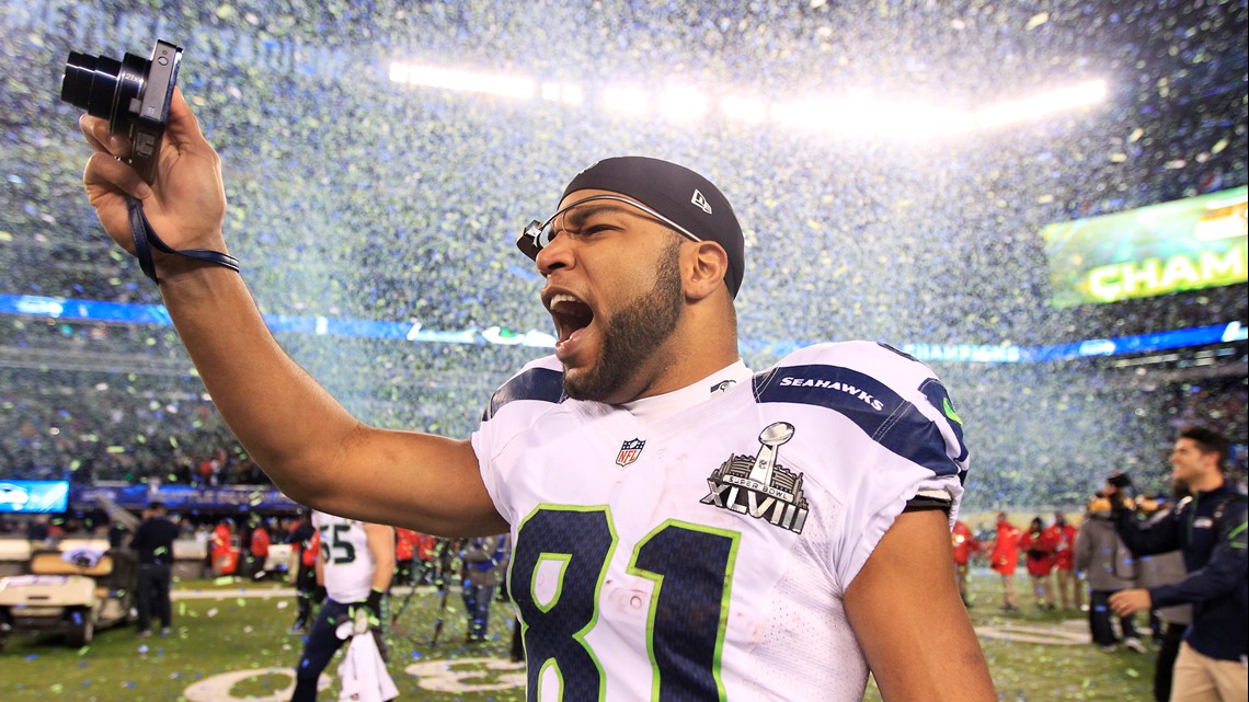 Former Lions WR Golden Tate signs with professional baseball team