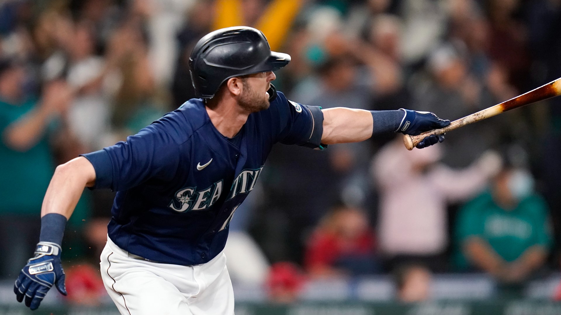 The Mariners beat the Angels six to four in front of a sold-out crowd Saturday in their bid for a spot in the postseason.