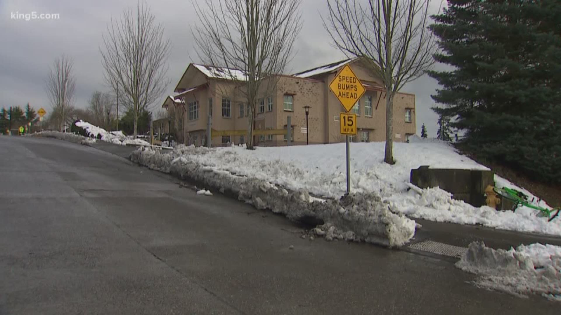 KING 5's Chris Daniels asked why the state's biggest district made the call to cancel school and what they are saying about Thursday.