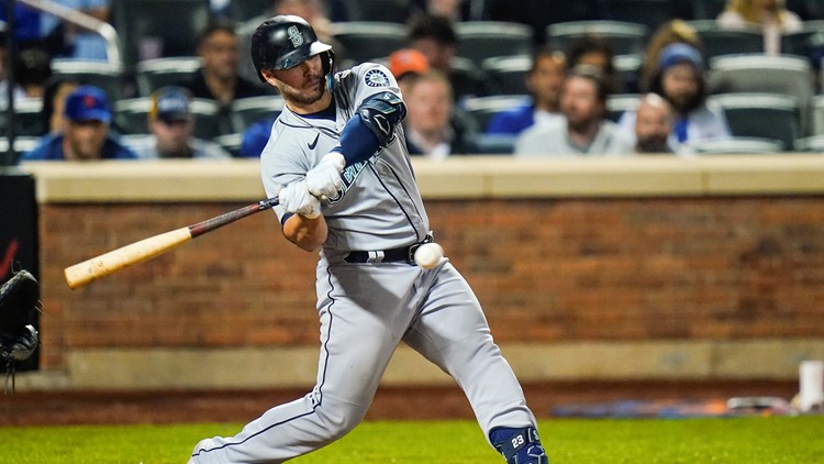 France leads M's over Mets in their 1st Citi Field game