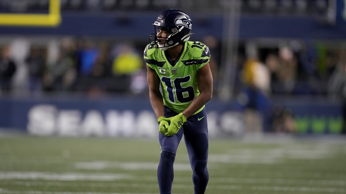 Lockett breaks bone in hand as Seahawks battered by Niners - The